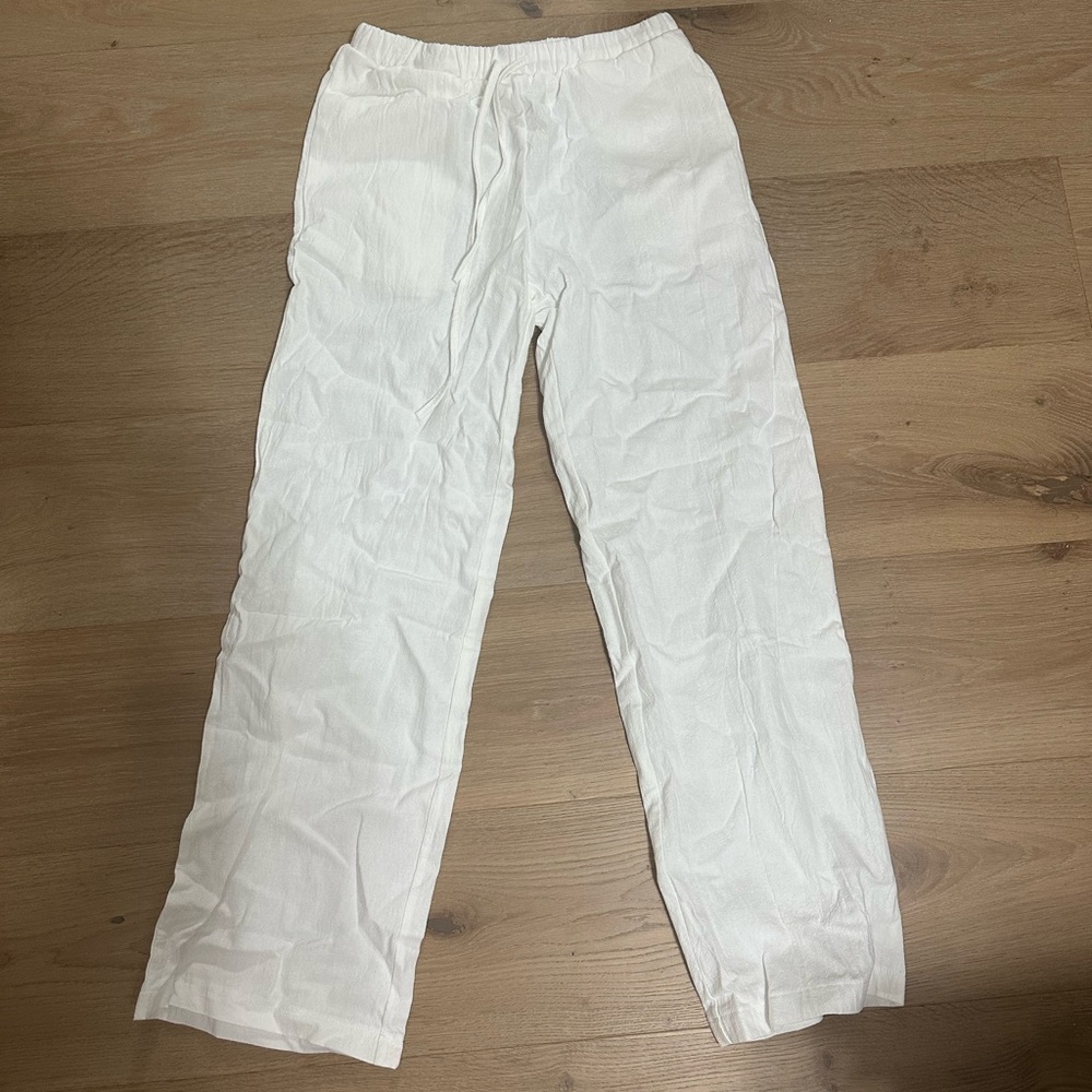 White Linen Pants! Never worn, super cute and perfect drawstring